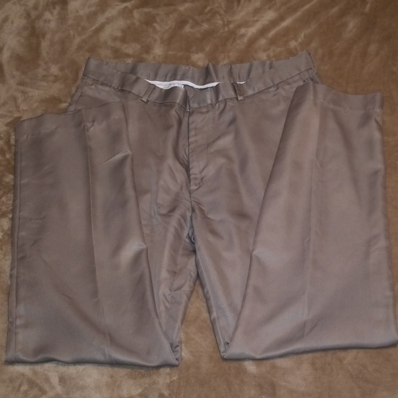Men's Axist slacks 38 x 32 - Picture 4 of 6